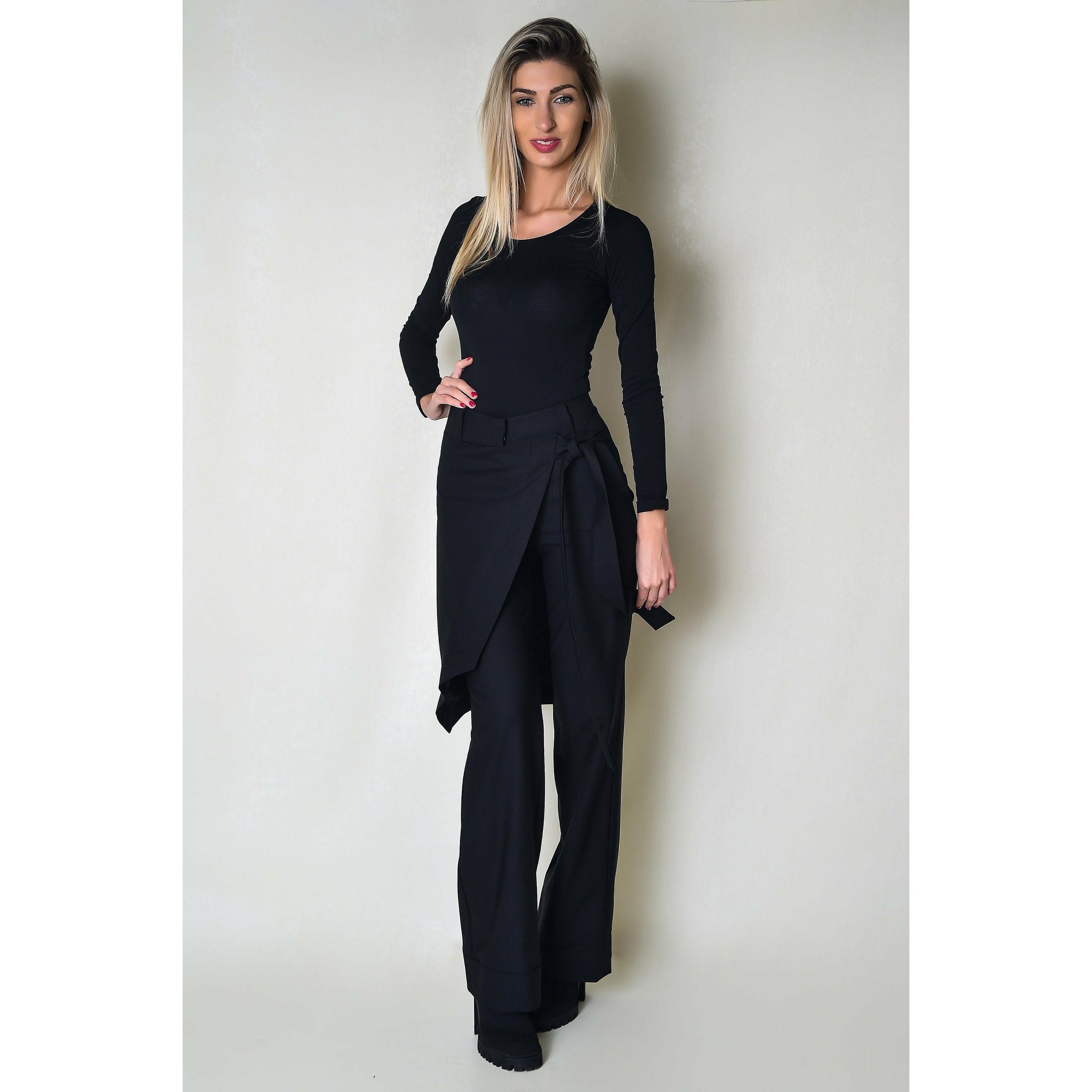 Women's High-Waisted and Cigarette Trousers | Marella